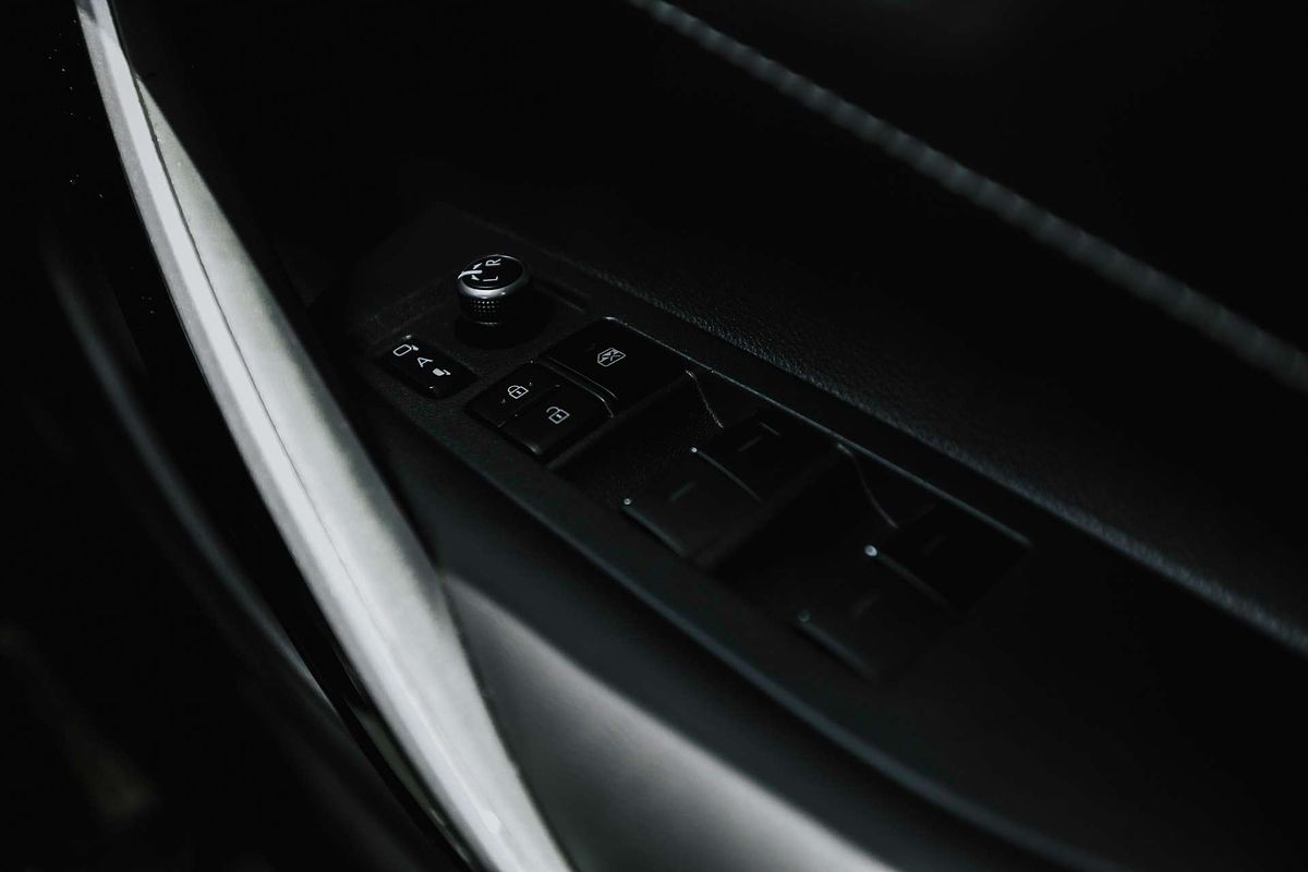 2020 Toyota Corolla ZR Hybrid ZWE211R