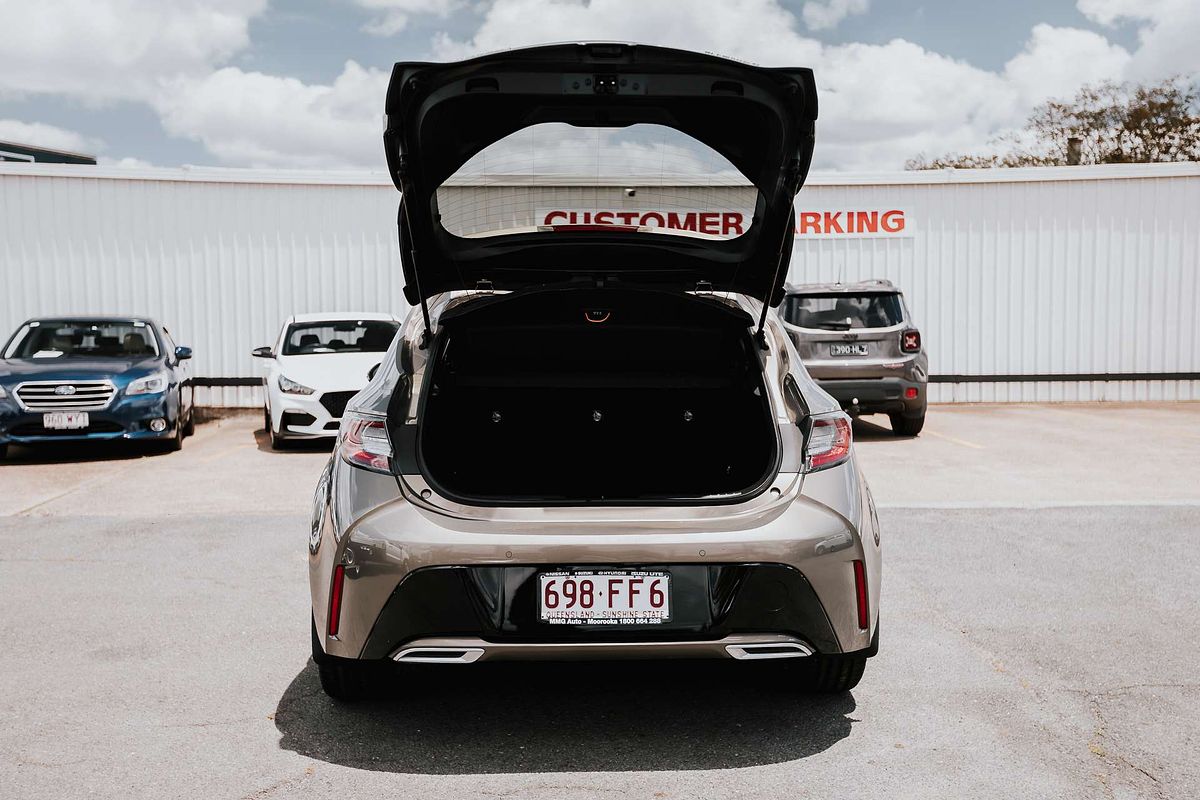 2020 Toyota Corolla ZR Hybrid ZWE211R