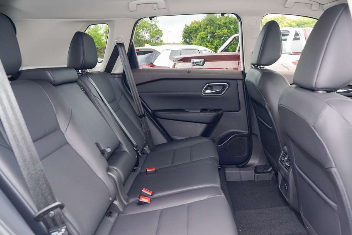 2024 Nissan X-TRAIL N-TREK T33
