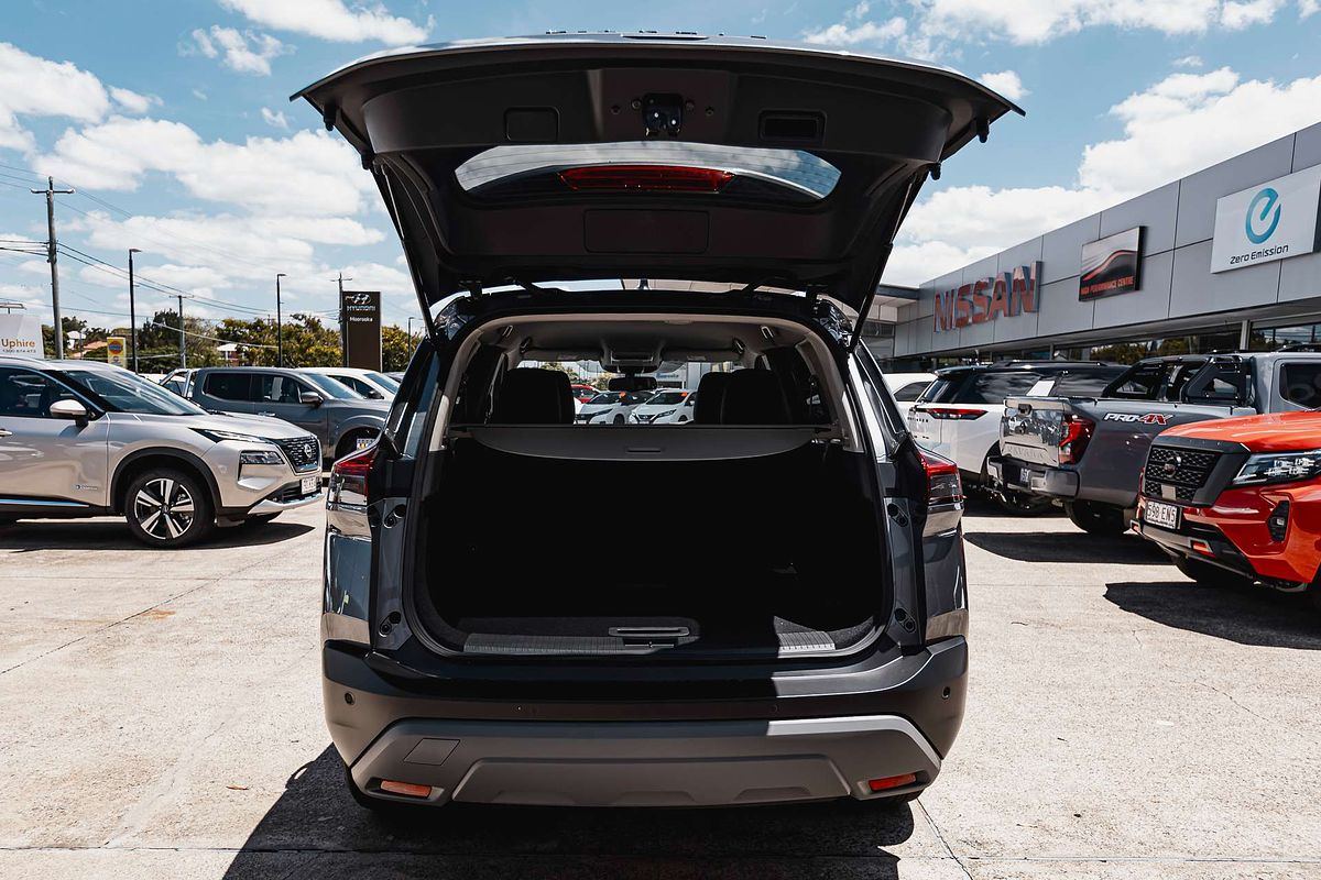 2024 Nissan X-TRAIL ST-L T33