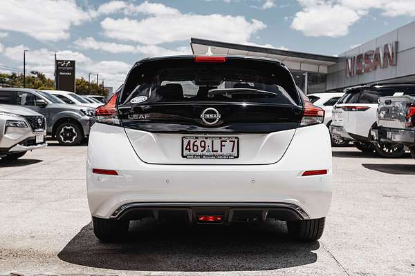 2023 Nissan LEAF ZE1