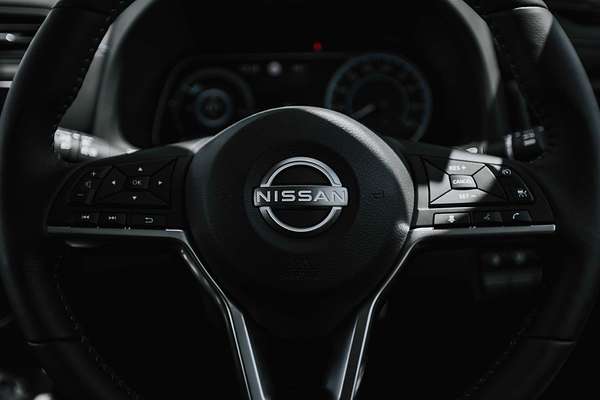 2023 Nissan LEAF ZE1