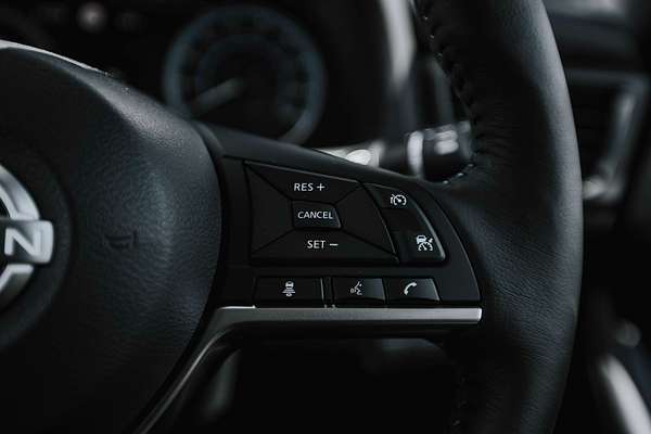 2023 Nissan LEAF ZE1