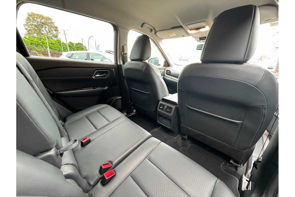 2024 Nissan X-TRAIL ST-L T33