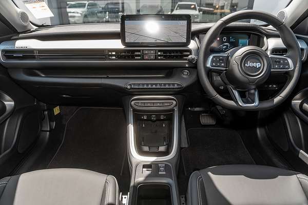 2024 Jeep Avenger Summit JJ