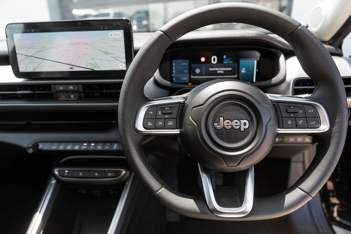 2024 Jeep Avenger Summit JJ