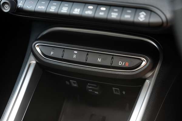 2024 Jeep Avenger Summit JJ