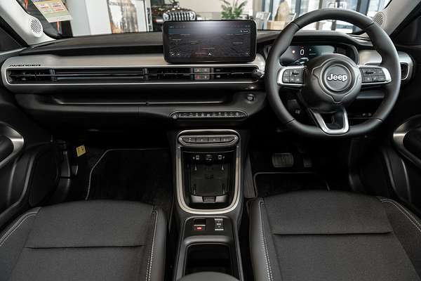 2024 Jeep Avenger Limited JJ