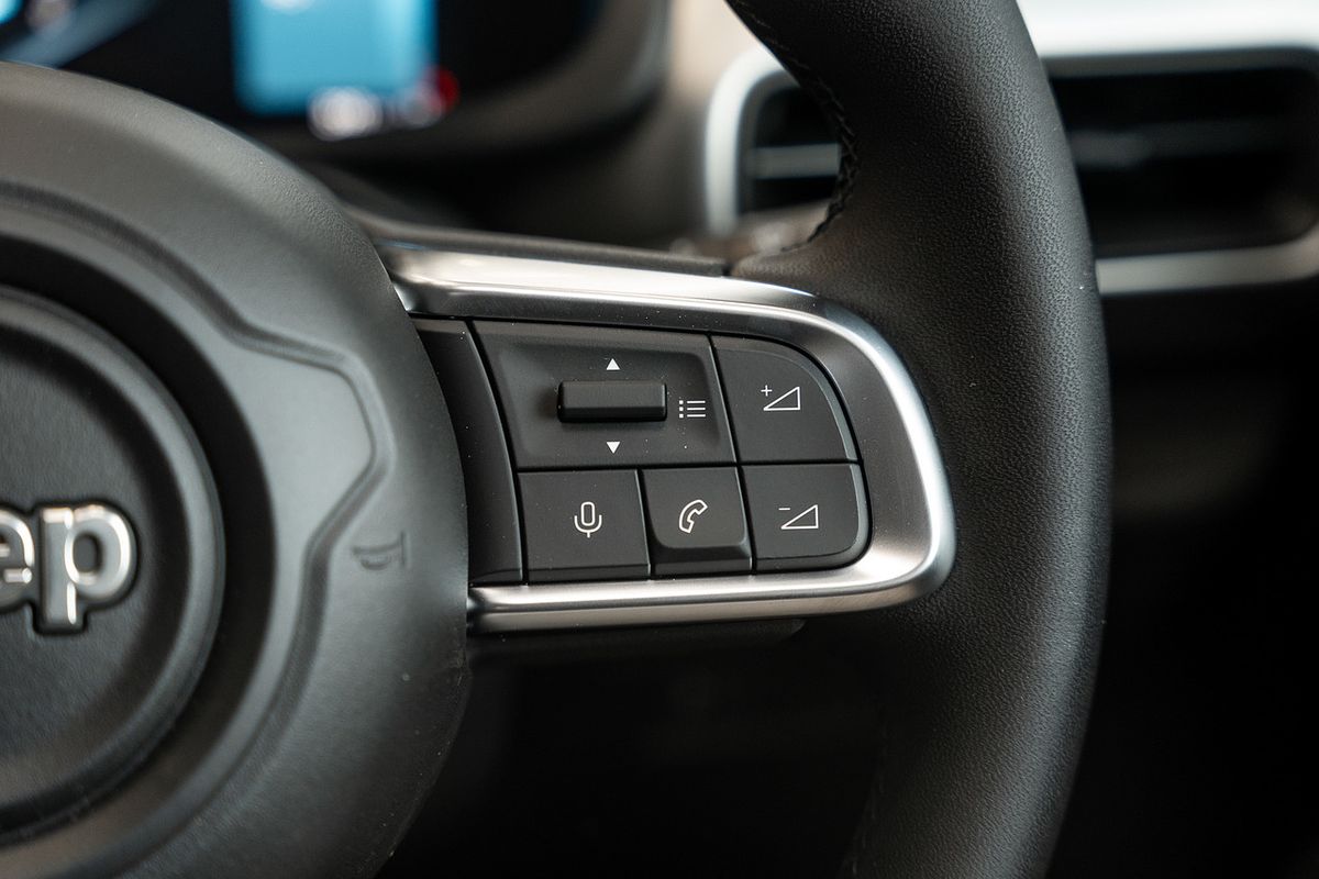 2024 Jeep Avenger Limited JJ