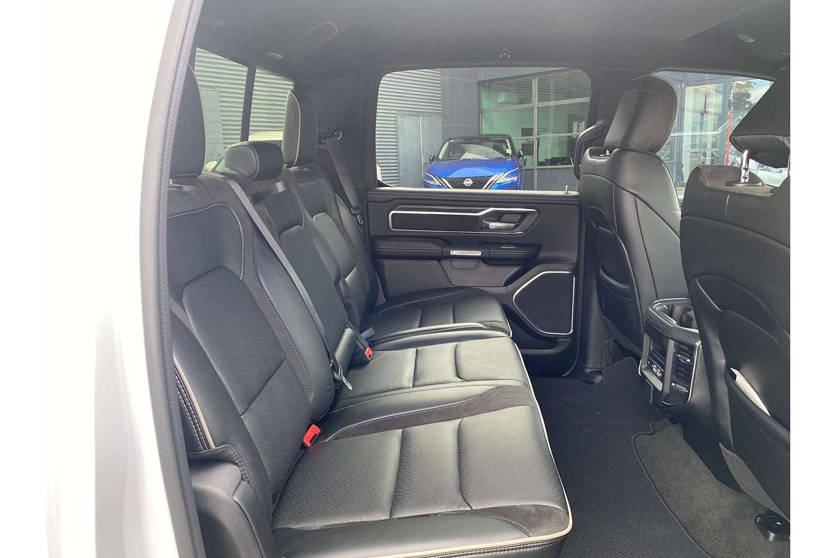 2024 RAM 1500 Laramie Sport RamBox DT 4X4 SWB