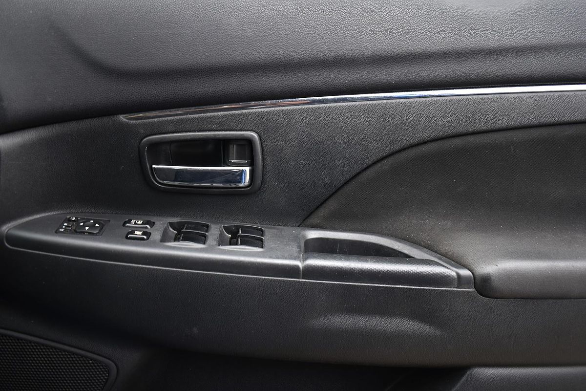 2018 Mitsubishi ASX ES XC