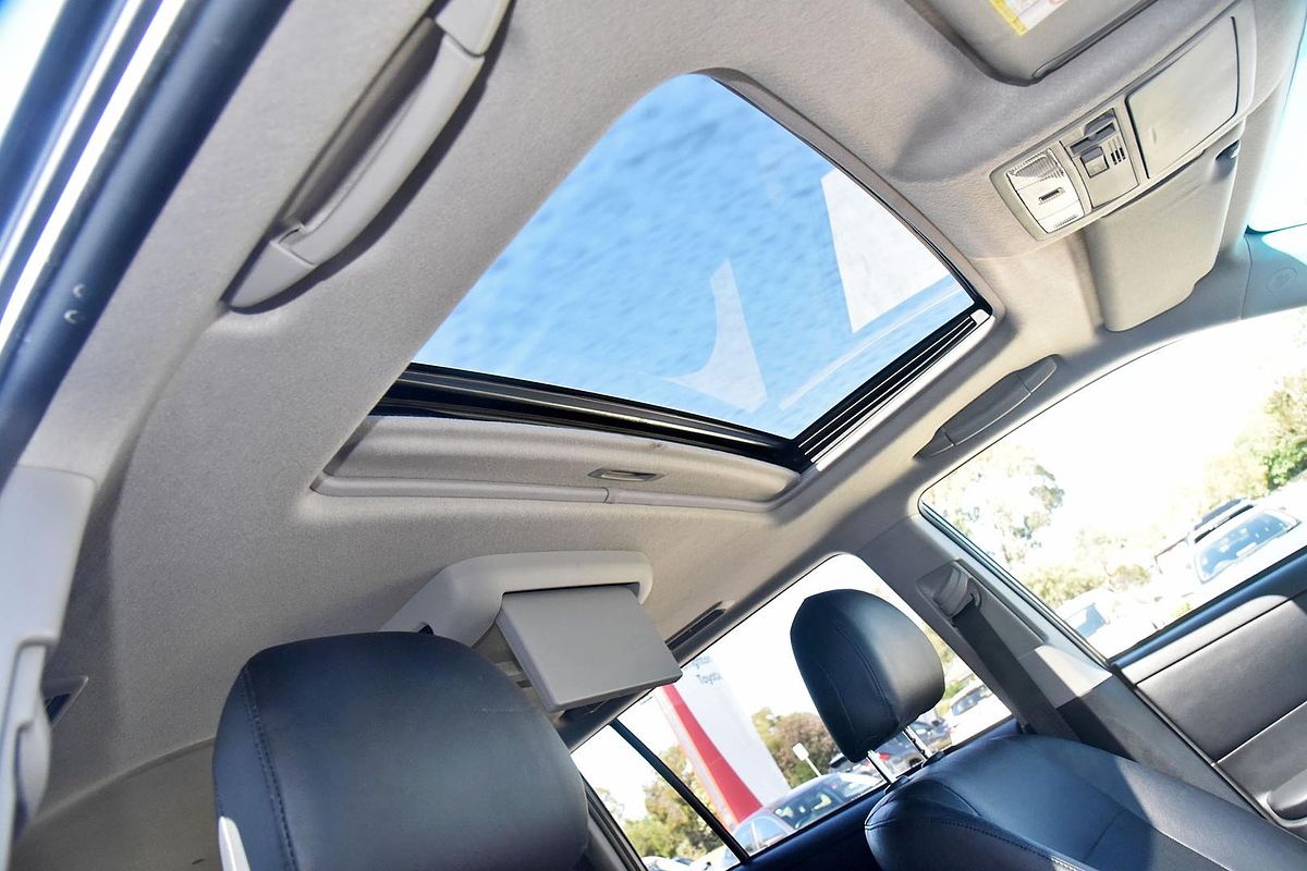 2012 Toyota Kluger Grande GSU40R