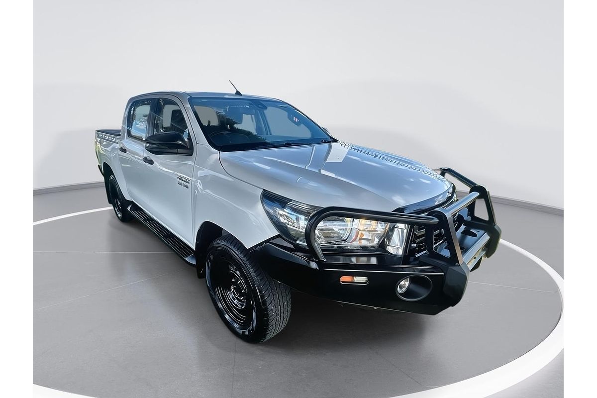 2020 Toyota Hilux SR GUN126R 4X4