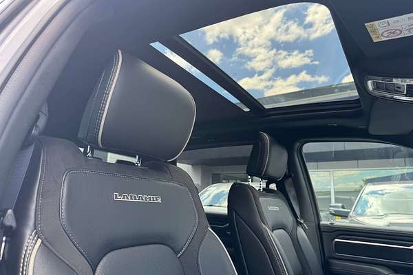 2024 RAM 1500 Laramie Sport RamBox DT 4X4 SWB