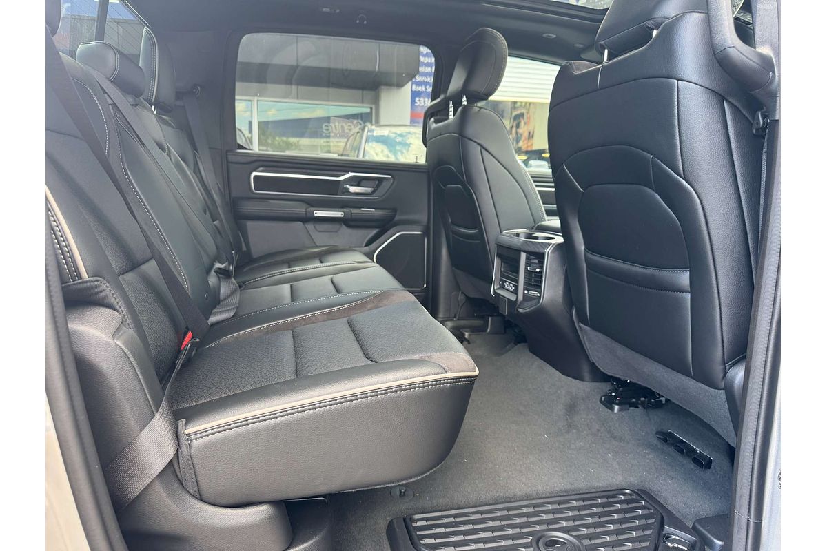 2024 RAM 1500 Laramie Sport RamBox DT 4X4 SWB