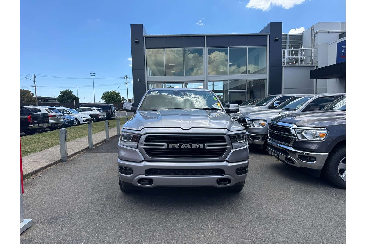 2024 RAM 1500 Laramie Sport RamBox DT 4X4 SWB