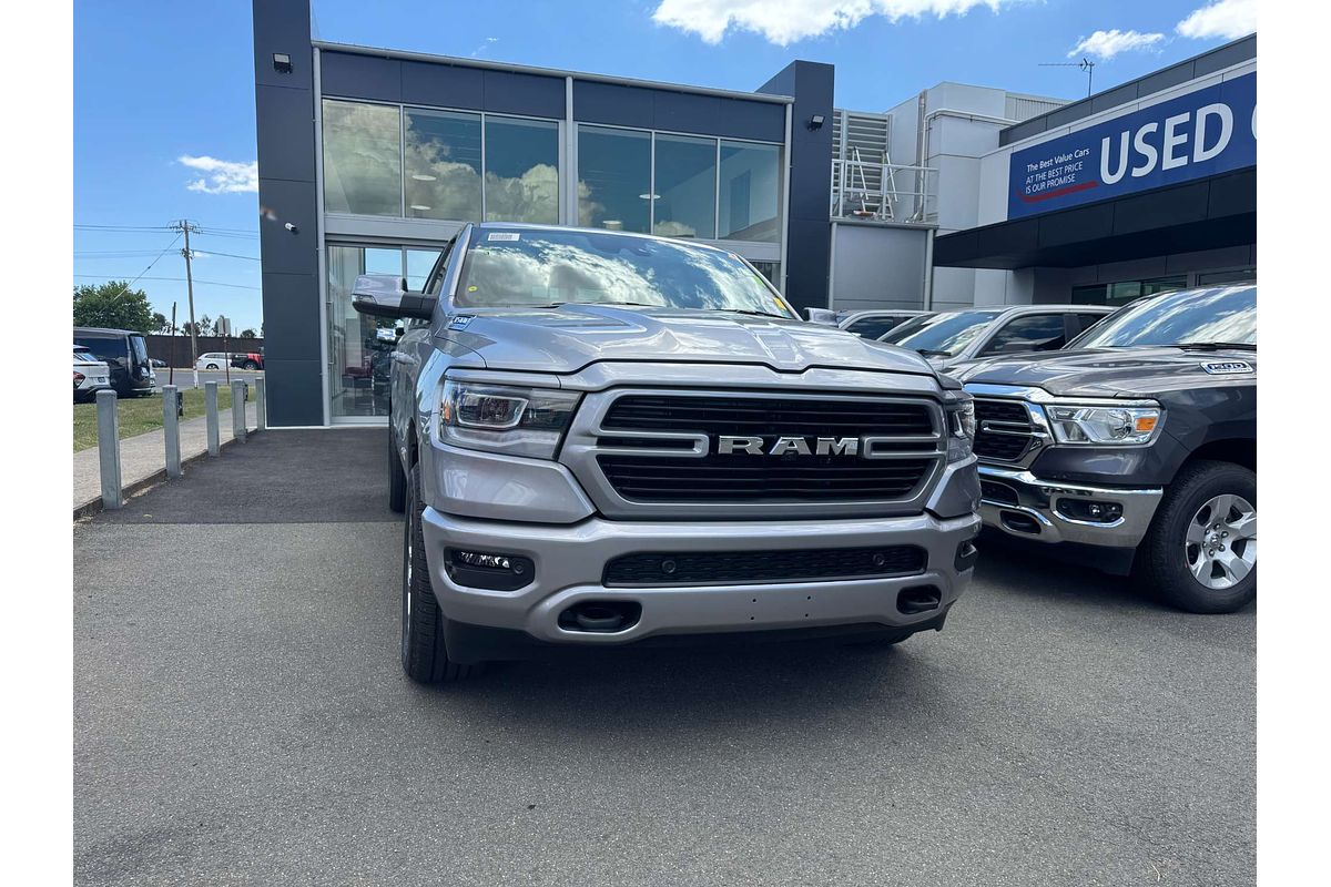 2024 RAM 1500 Laramie Sport RamBox DT 4X4 SWB