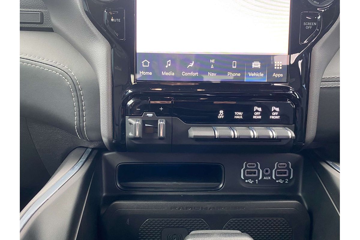 2024 RAM 1500 Laramie Sport RamBox DT 4X4 SWB