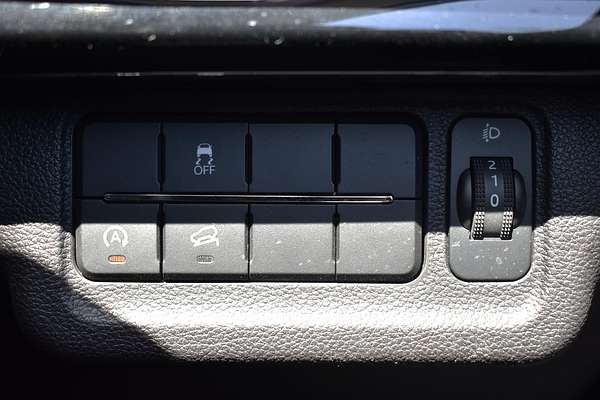2024 Mahindra XUV700 AX7L Black Edition