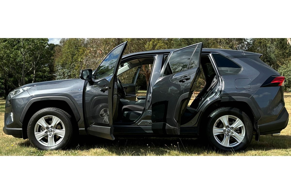 2020 Toyota RAV4 GX AXAH54R