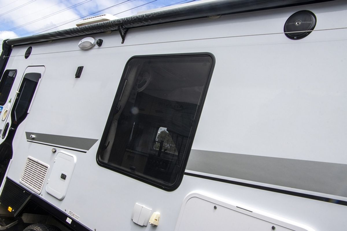 2022 Jayco SILVERLINE CARAVAN 21.65-3.OB.SL-MY22