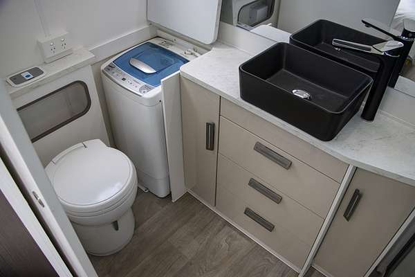 2022 Jayco SILVERLINE CARAVAN 21.65-3.OB.SL-MY22