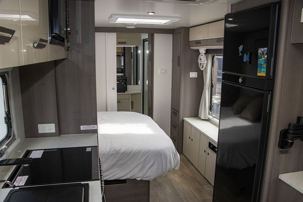 2022 Jayco SILVERLINE CARAVAN 21.65-3.OB.SL-MY22