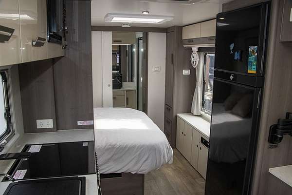 2022 Jayco SILVERLINE CARAVAN 21.65-3.OB.SL-MY22