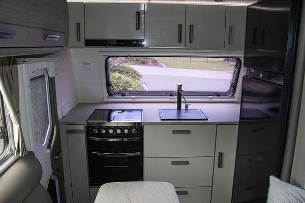 2019 Jayco SILVERLINE CARAVAN 21.65-4.19SL