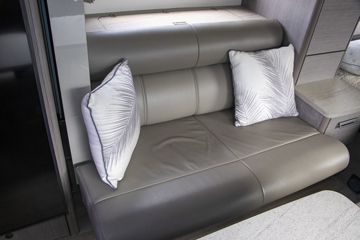 2019 Jayco SILVERLINE CARAVAN 21.65-4.19SL
