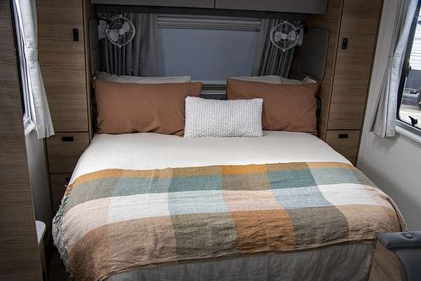 2024 Jayco SILVERLINE CARAVAN 25.78-6.OB.SL-MY24