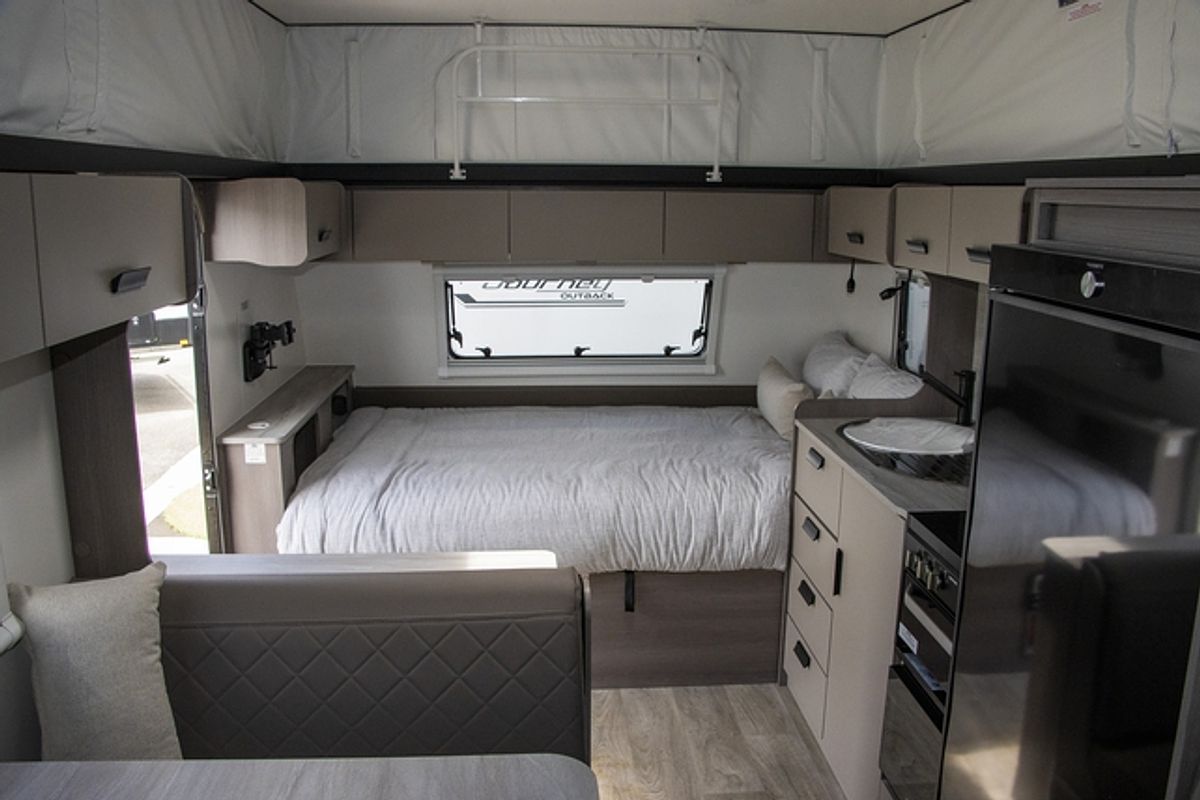 2024 Jayco JOURNEY POPTOP 17.58-3.OB.JY-MY24