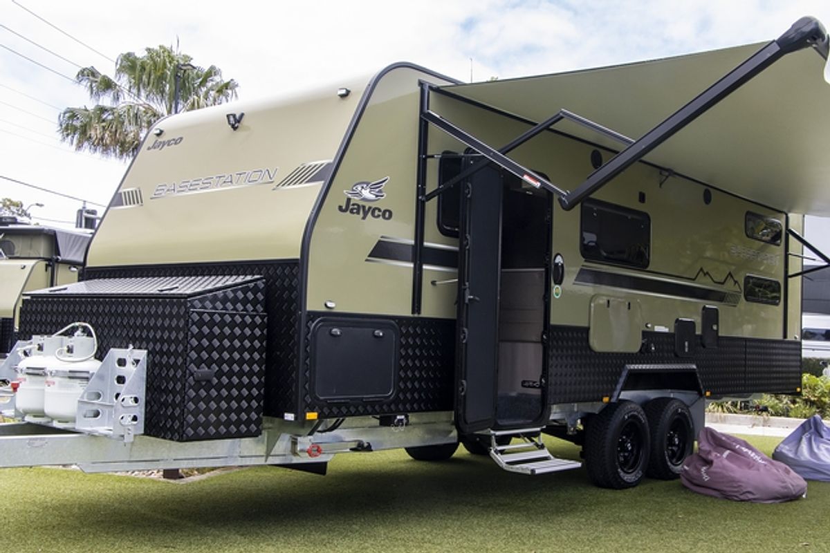 2024 Jayco BASE STATION CARAVAN 24.75-6.4T.BS-MY24