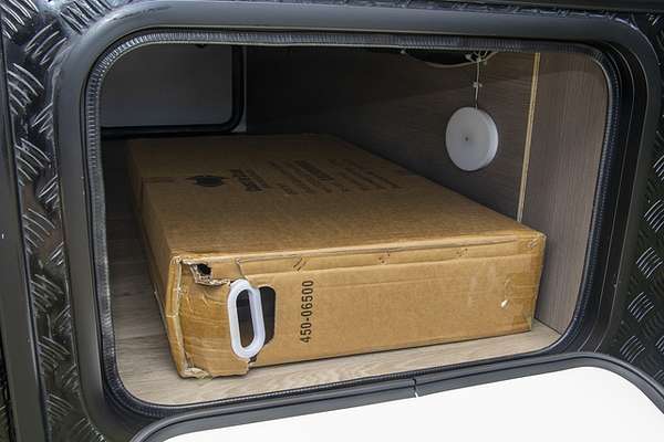 2024 Jayco BASE STATION CARAVAN 24.75-6.4T.BS-MY24