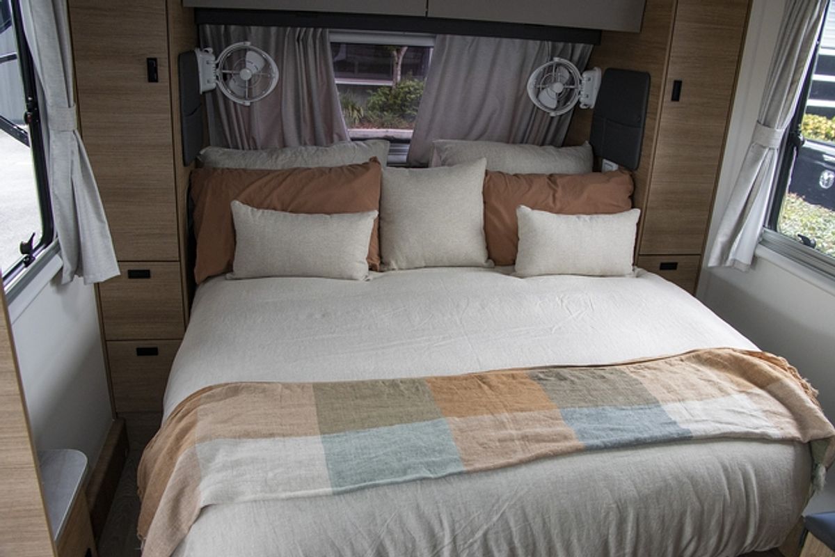 2024 Jayco SILVERLINE CARAVAN 25.78-6.OB.SL-MY24