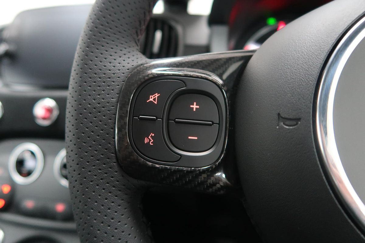 2024 Abarth 695 75 Anniversario