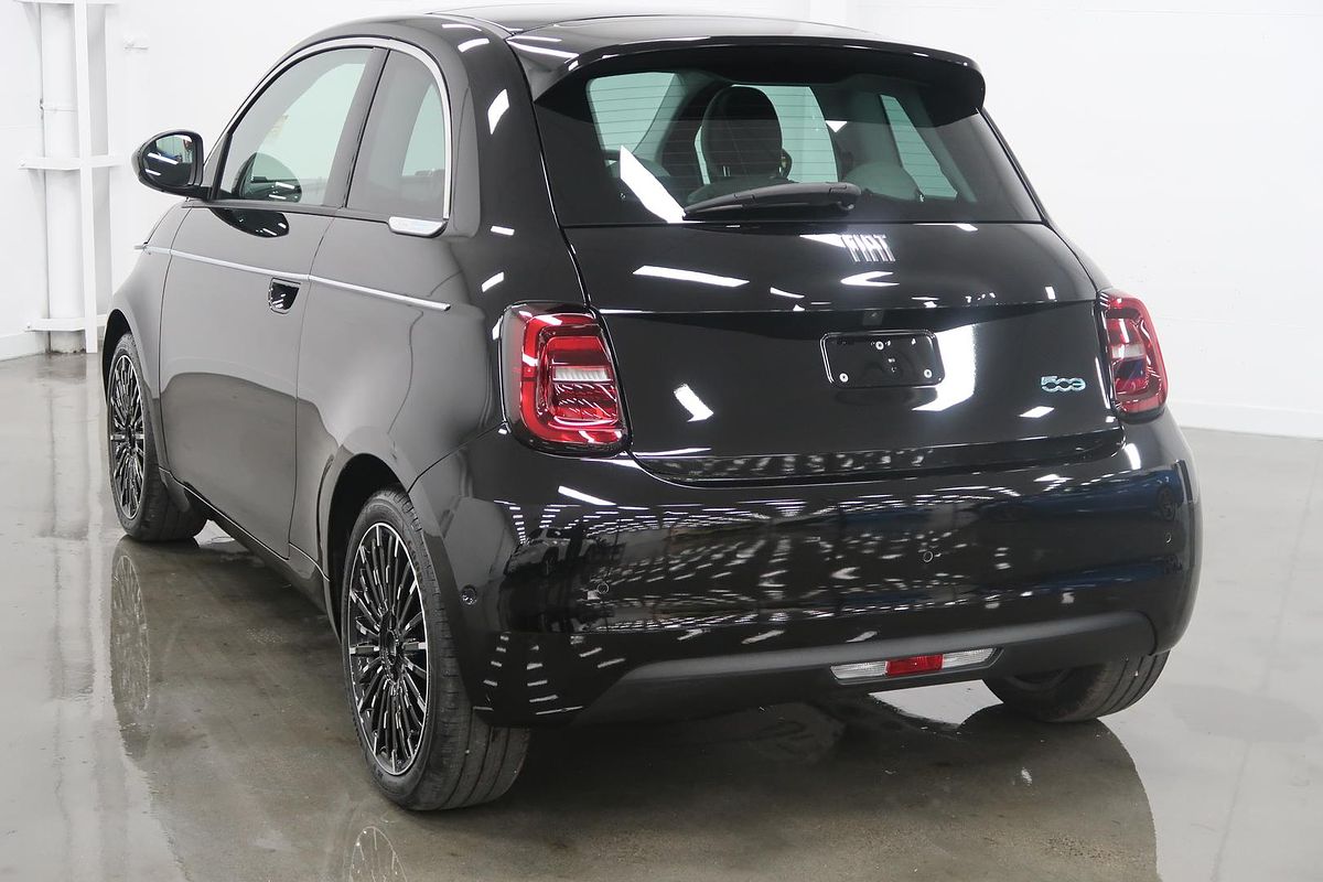 2023 Fiat 500e La Prima
