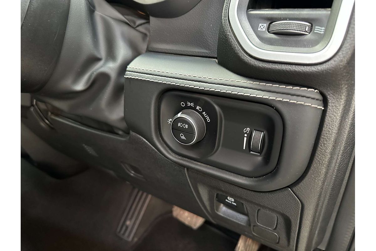 2023 RAM 1500 Big Horn DT 4X4 LWB