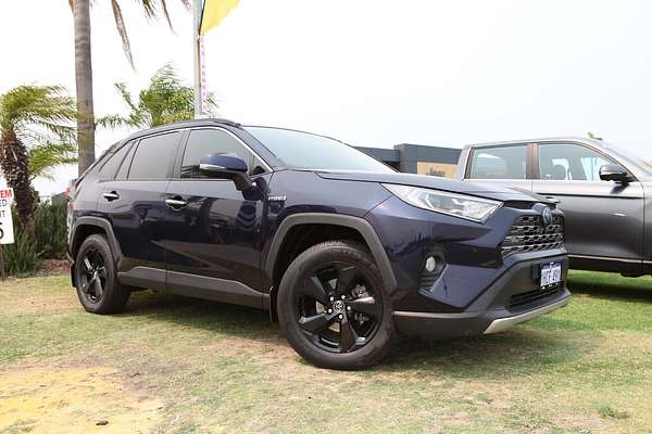 2019 Toyota RAV4 Cruiser AXAH54R