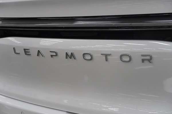 2024 Leapmotor C10 Design B11