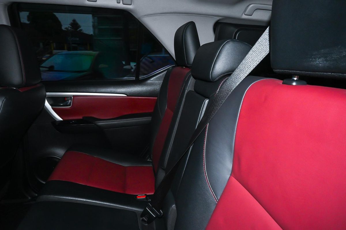 2020 Toyota Fortuner Crusade GUN156R
