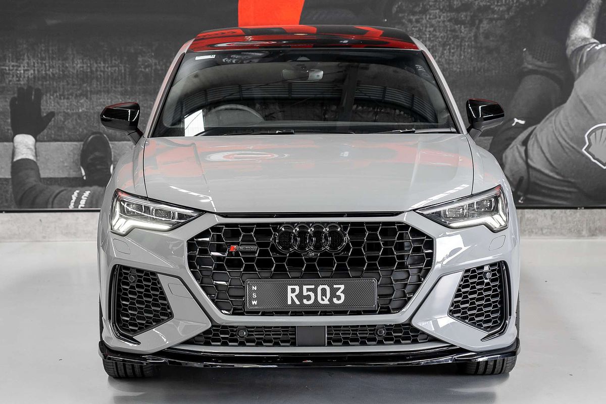 2021 Audi RS Q3  F3