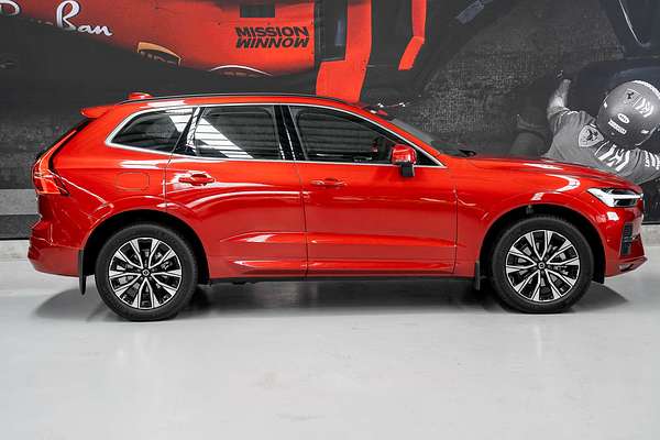 2023 Volvo XC60 Plus B5