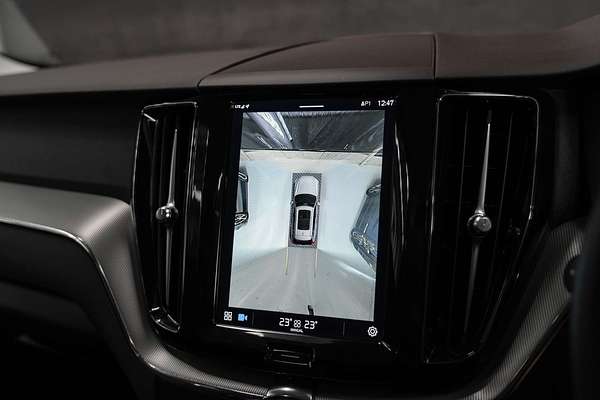 2023 Volvo XC60 Plus B5