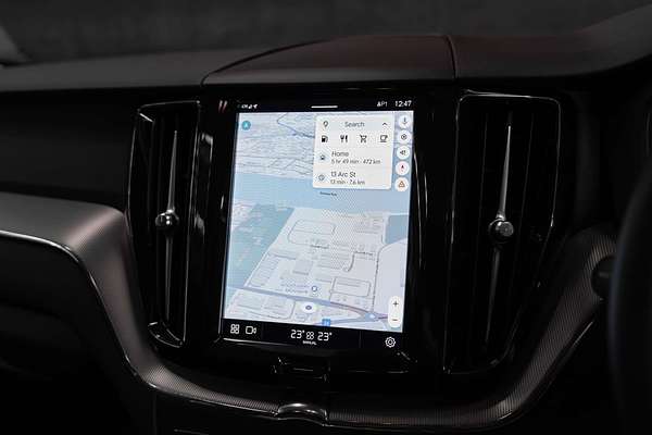 2023 Volvo XC60 Plus B5