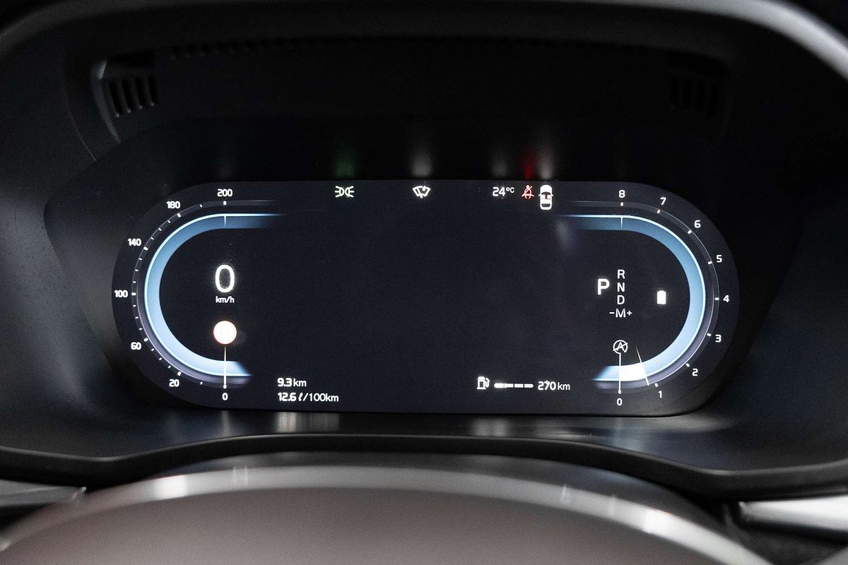 2023 Volvo XC60 Plus B5