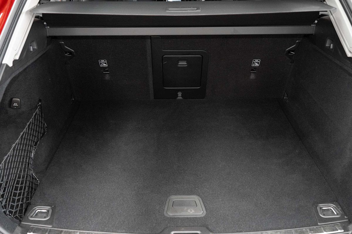 2023 Volvo XC60 Plus B5
