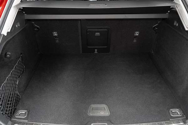 2023 Volvo XC60 Plus B5