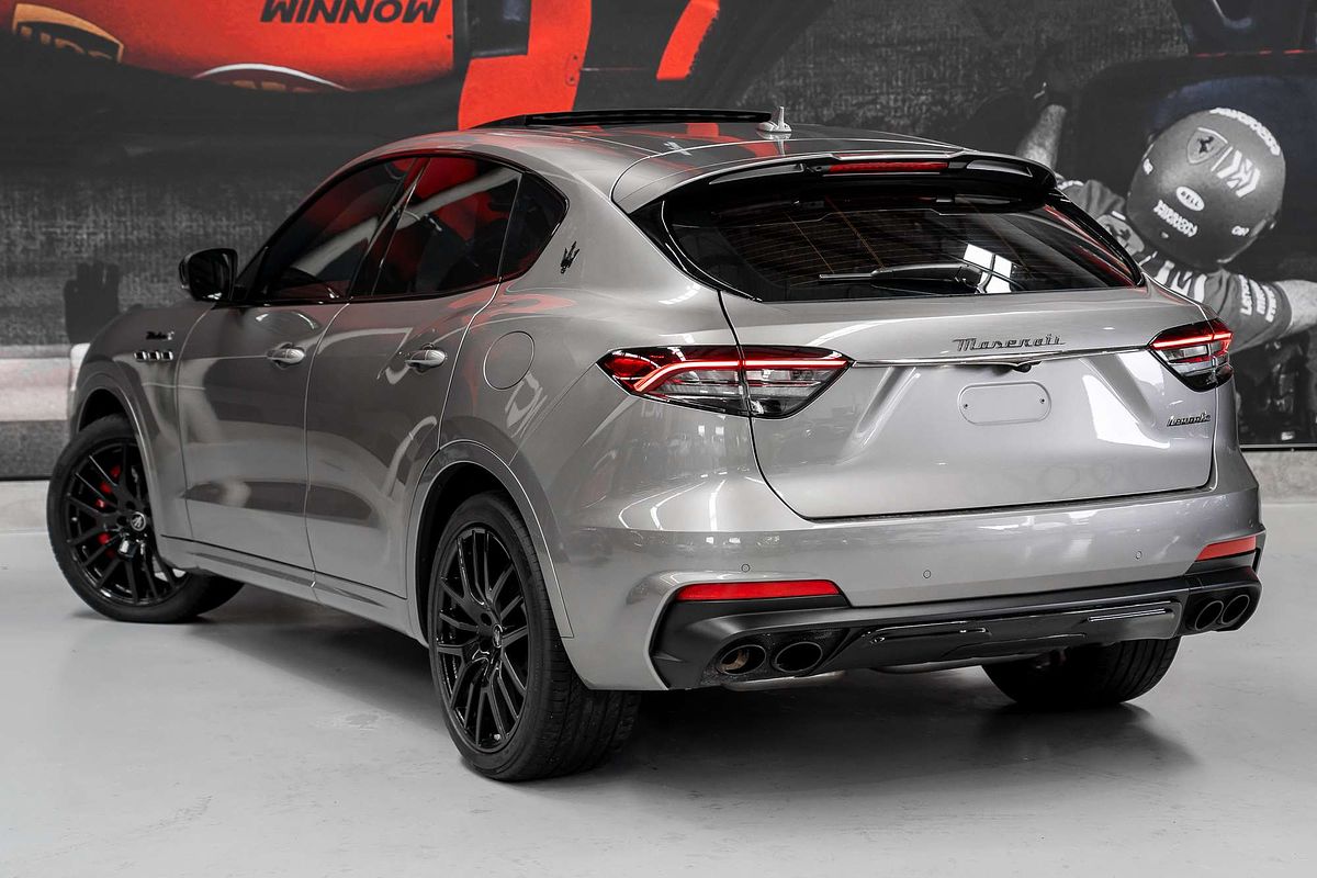 2022 Maserati Levante Modena S M161