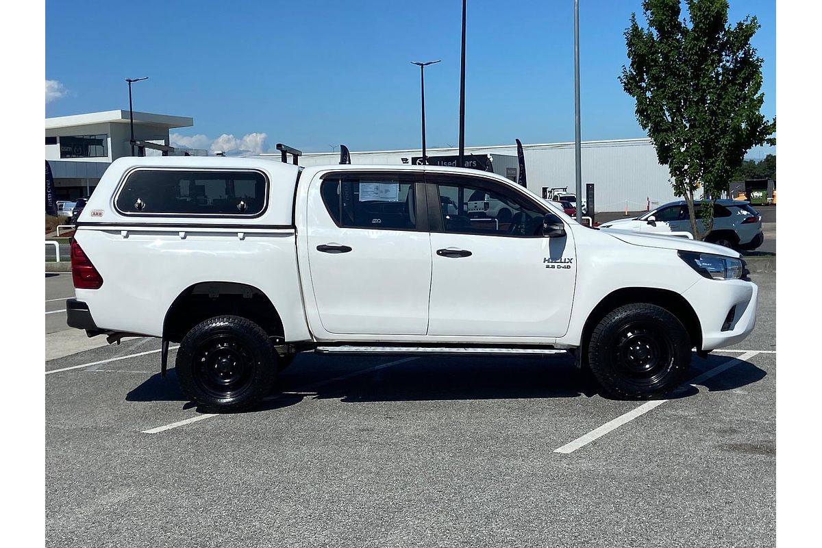 2017 Toyota Hilux SR GUN126R 4X4